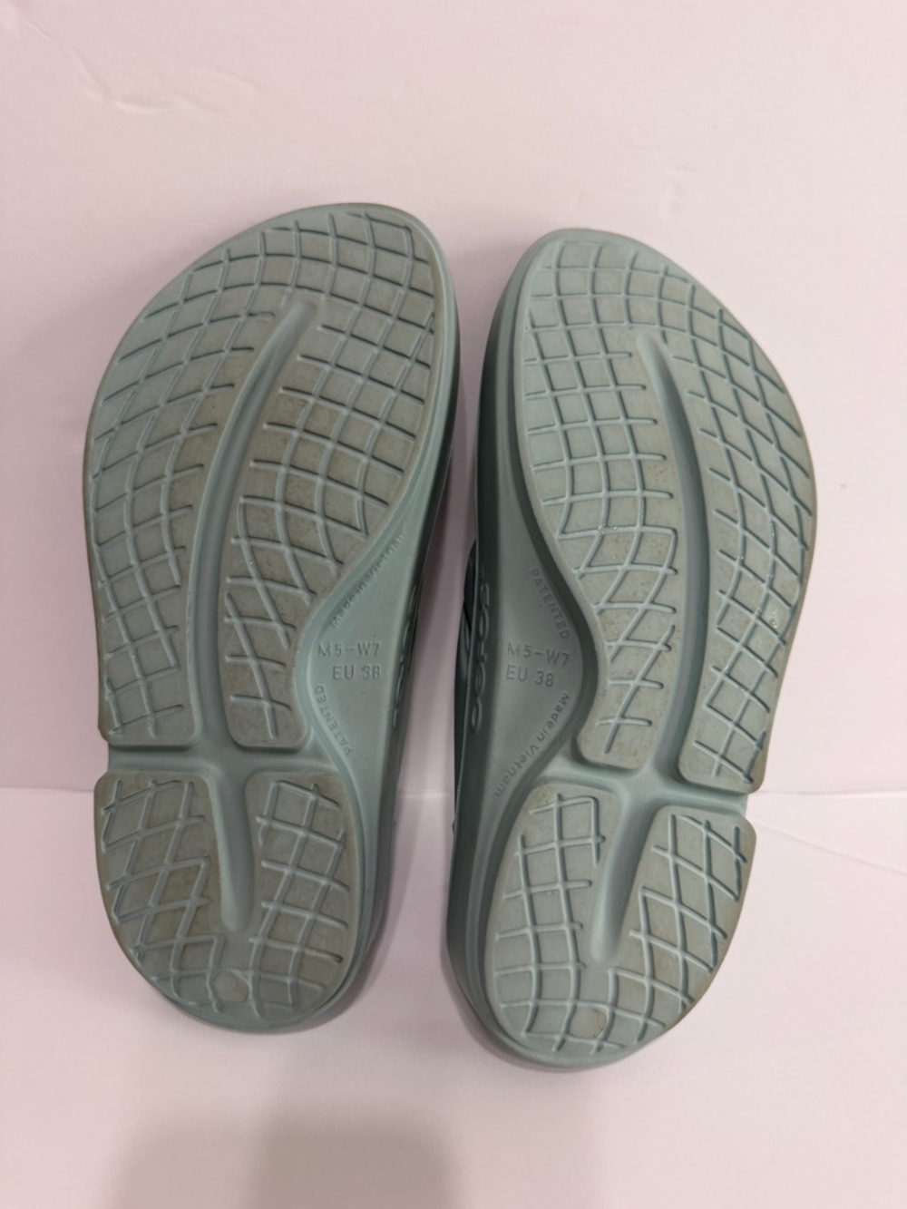 OOFOS Women's Sandals in Mist Blue Recovery Sandals Women’s Size 7 - Picture 6 of 6